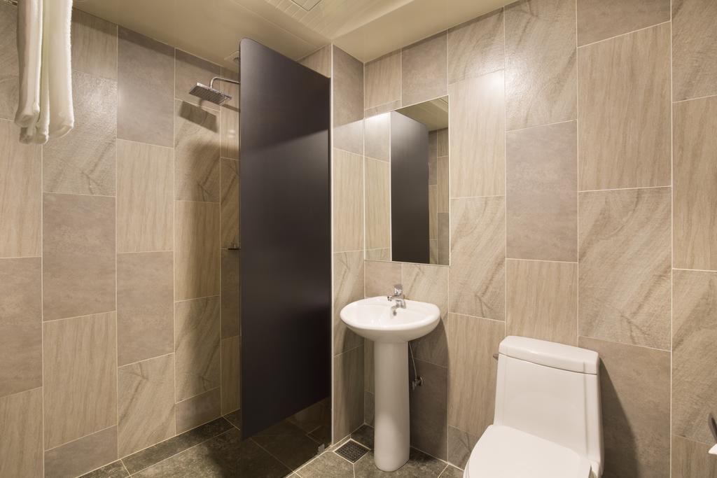Cinema House Hotel In Пусан Екстериор снимка