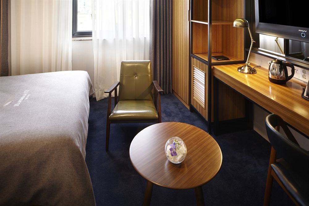 Cinema House Hotel In Пусан Екстериор снимка