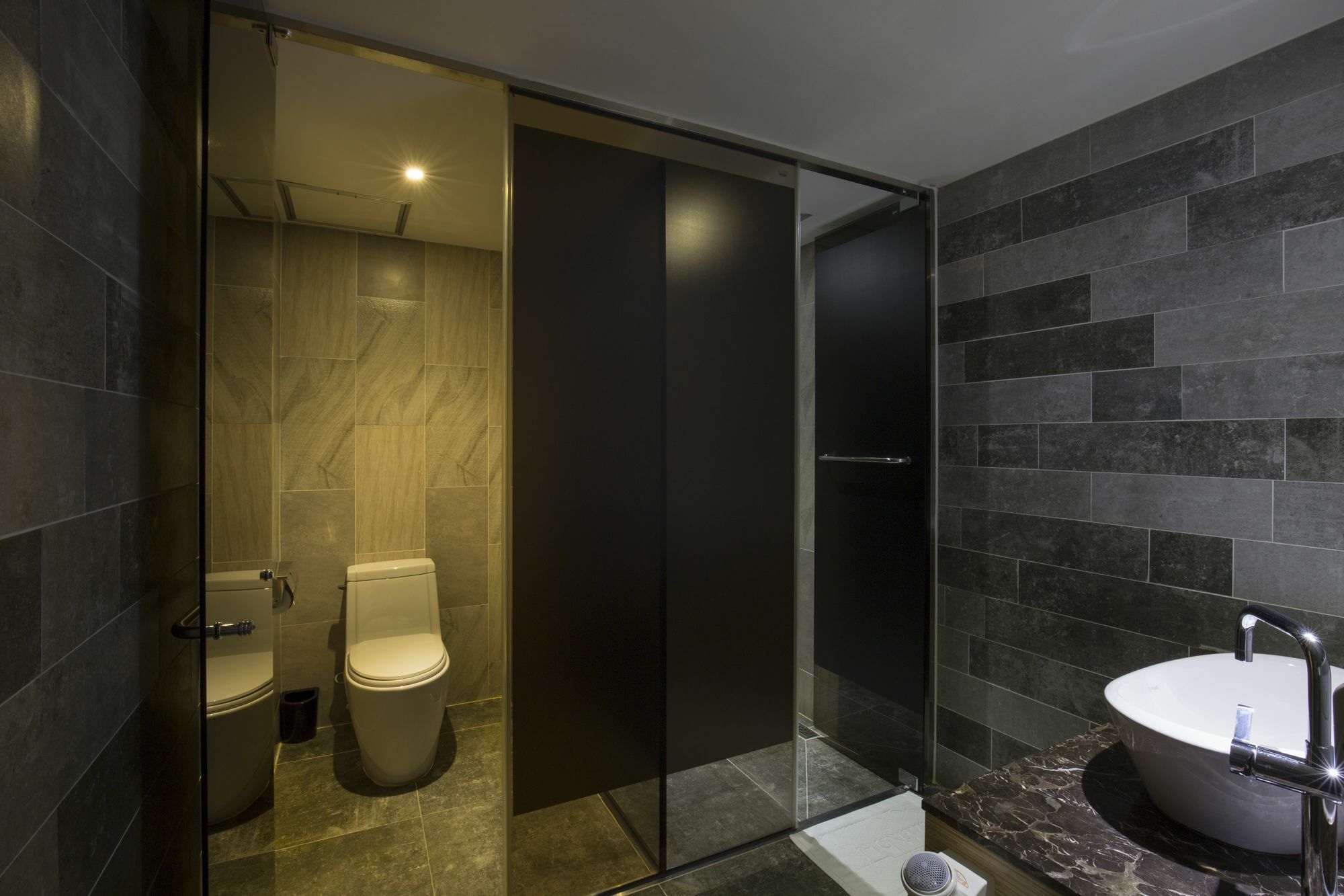 Cinema House Hotel In Пусан Екстериор снимка