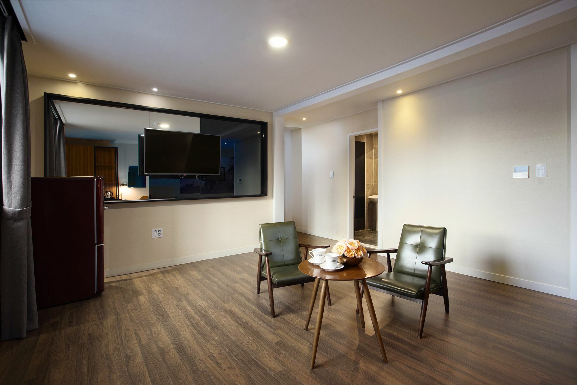 Cinema House Hotel In Пусан Екстериор снимка