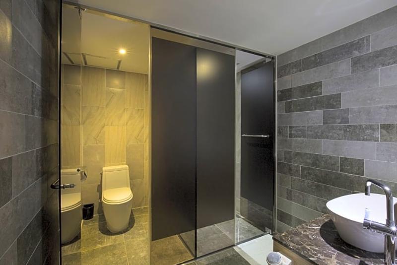 Cinema House Hotel In Пусан Екстериор снимка